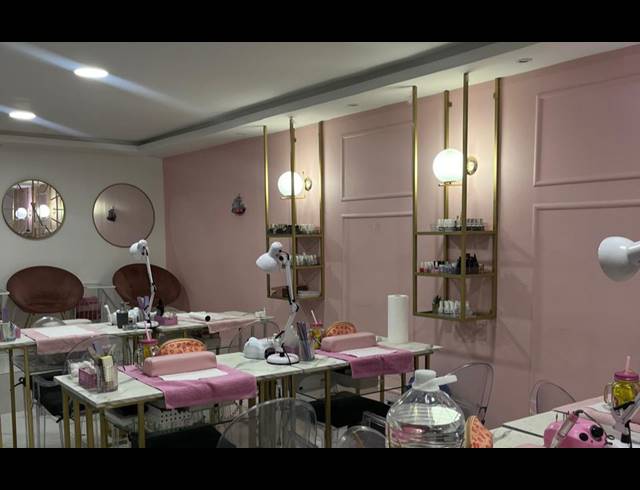 75M² BUSINESS FOR SALE IN MARAIS STEYN PARK